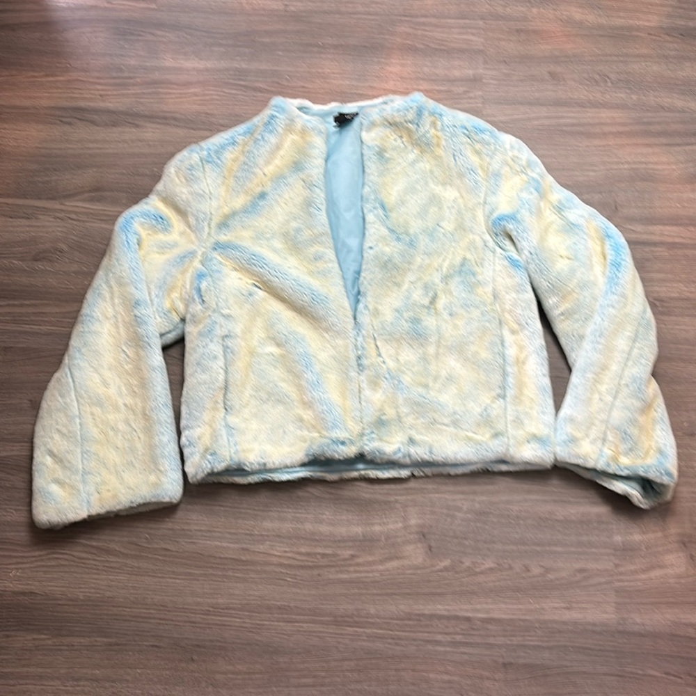 Kenzie faux fur cropped baby blue jacket